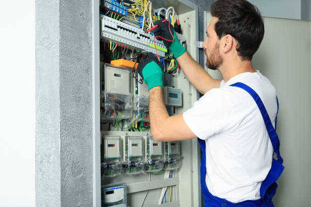 Best Local Electrician Companies  in Winooski, VT